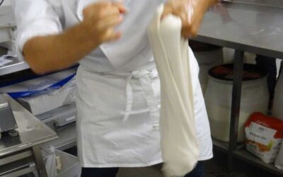 3 techniques de pétrissage de la pâte à pizza